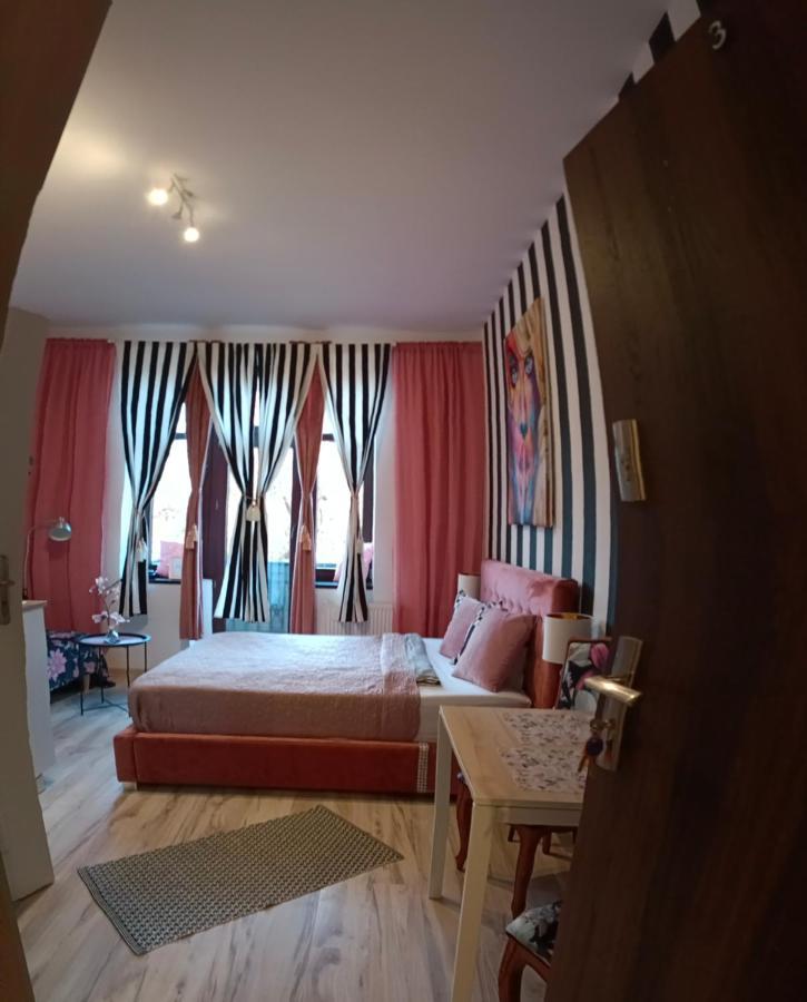 Apartament EvitaWitaGliwicka 700mGaleriaKatowice Zewnętrze zdjęcie